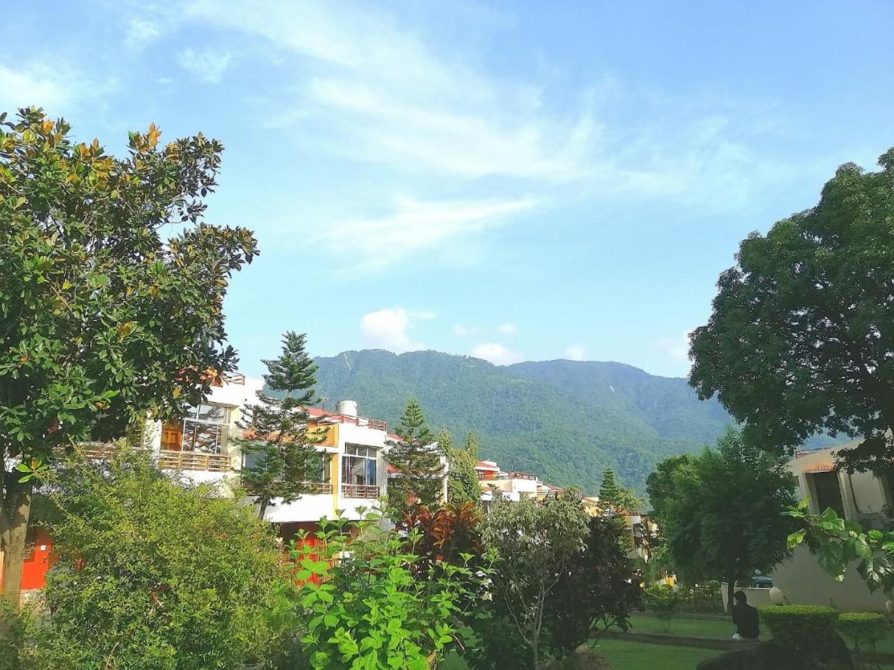 Ganga Vatika Boutique Hotel, Rishikesh Exterior photo